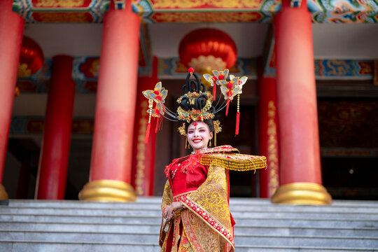 Woman in traditional chinese empress costume celebrating festival
