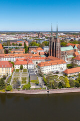 Panorama of the city of Wroclaw, Poland © Tomasz Warszewski