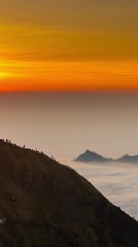 Mount Batur, Bali, indonesia Bangli region, Mount Batur during sunrise, travel vlog, travel videos, hiking, vacations, travelling, travel videos, travel vlogs, bali vlogs, travel guide