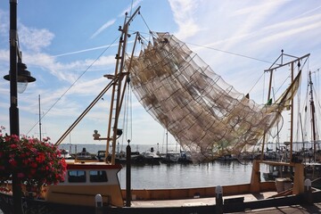 sailing ship in the harbor © Federica Ravettino