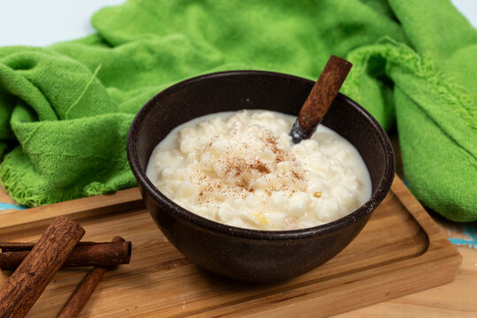 Creamy corn pudding with cinnamon