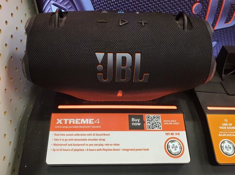 Delaware, U.S.A - April 26, 2026 - Large portable JBL Xtreme 4 Bluetooth speaker with AI sound calibration and long battery life.