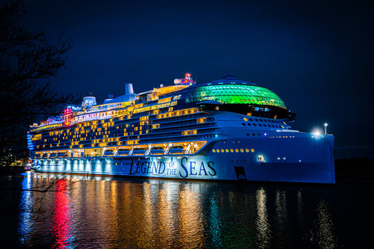 Night view of the new cruise ship Legend of the Seas with water reflection in Turku Archipelago, Finland 29.04.2026