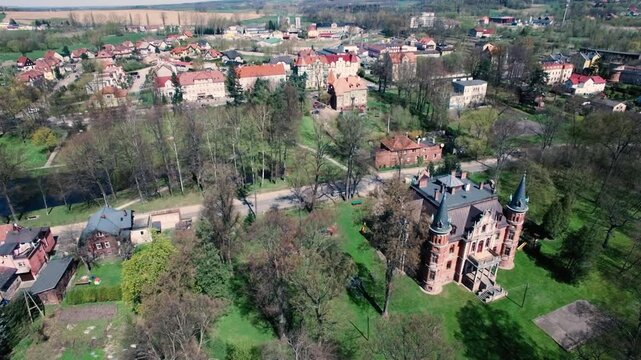 Historic Winkler's Villa (Former Industrialist Mansion) in Gryf&oacute;w Śląski - Region Izerskie