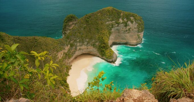 Stunning view of ocean and Kelingking Beach on Nusa Penida island Bali bay