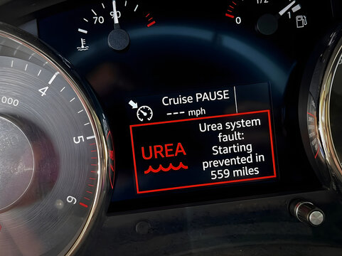 Analog Car Dashboard Urea System Fault Warning, Starting Prevented in 559 Miles