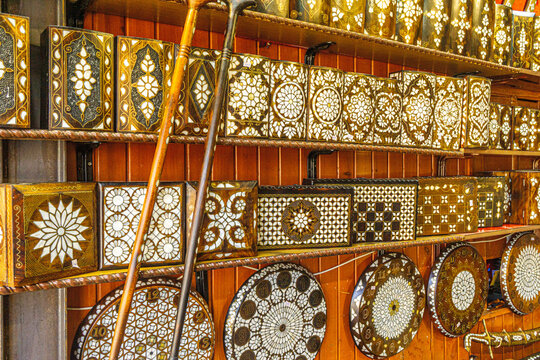The scenic views of the mother-of-pearl work in Gaziantep is a very rich city in mother-of-pearl work, coppersmithing, aba weaving, pistachio, hand embroidery, silver embroidery, rug and carpet weavin