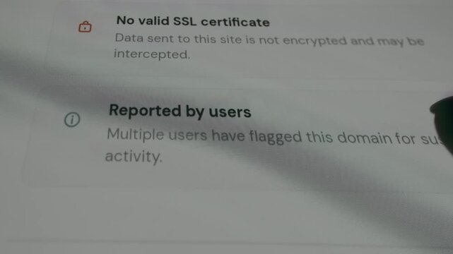 Message indicates that the website was reported by users for suspicious activity