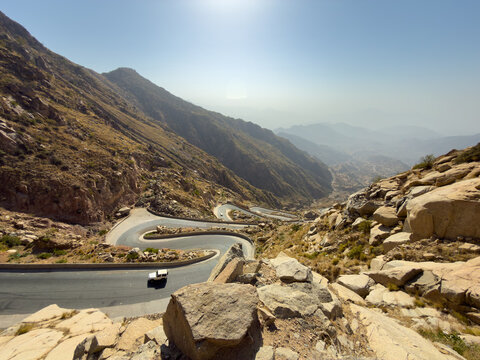 Road leading to Hashr Mountains (Jabal Al-Hashr), Jazan, Saudi Arabia
