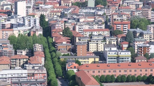 Il centro storico della citt&agrave; di Como in riva al lago, Lombardia, Italia.