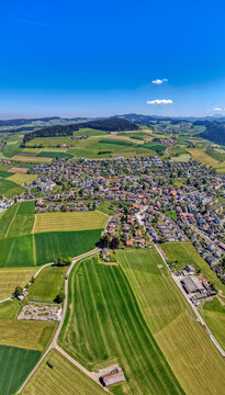 Grossh&ouml;chstetten im Emmental, Kanton Bern, Schweiz, Mai 2026, Luftaufnahme