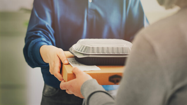 Food delivery service to home