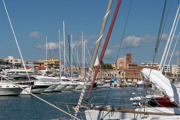 Nettuno - Roma - Lazio - Italia - Il porticciolo © Sergiogen