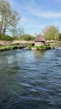 Longstock Hampshire England UK. 28.04.2026. Video. The chalk stream River Test at Longstock im Hampshire England UK.