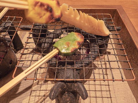 炉端焼きで楽しむ