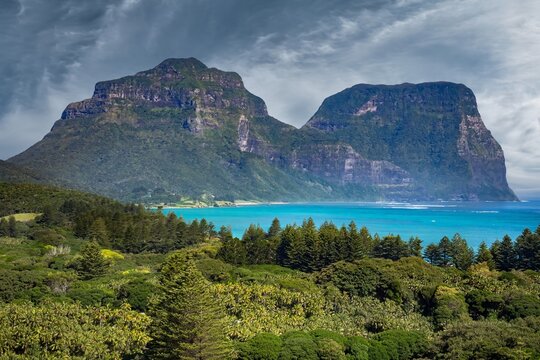 Mount Gower and Mount Lidgbird pn Lord Howe Island