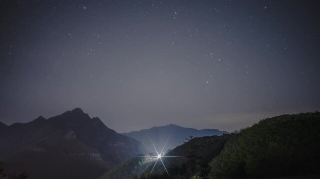 봉화 관창리 청량산 방향 은하수 HDR 타임랩스, 봄밤 암봉 너머 별빛 풍경