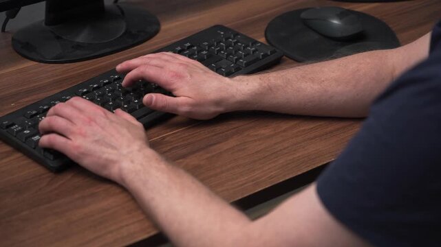 Typing and repeatedly hitting backspace editing text