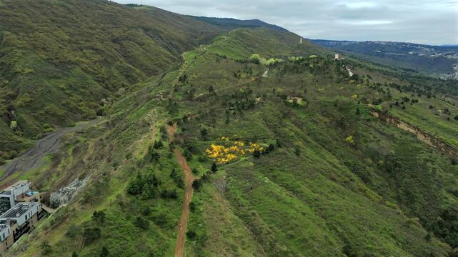 Hiking Over Narrow Single Track to turtle lake near Tbilisi