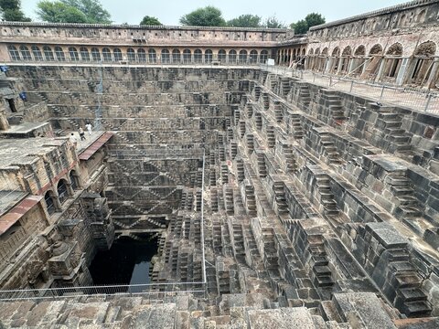 Chand Baori / Stufenbrunnen in Abhaneri (Indien)