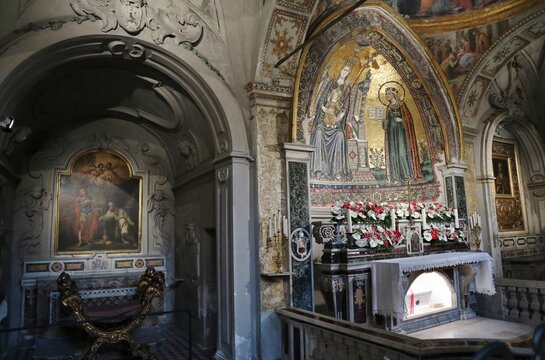 Napoli - Cappella della Madonna del Principio e Cappella Basile nella Basilica di Santa Restituta