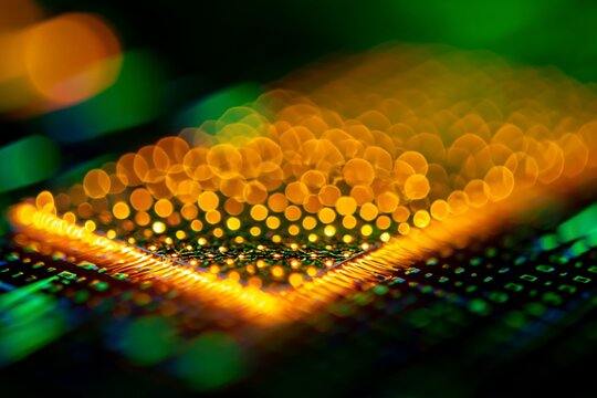 Tip enhanced raman mapping dna strands on a nanotech sensor