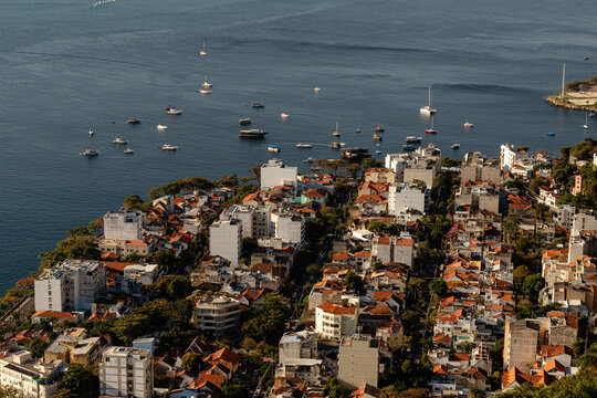 Vista de cima do bairro da Urca - Rio de Janeiro, Brasil