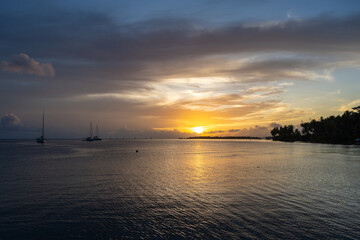Obraz premium Sunset Over Tahaa Island, French Polynesia