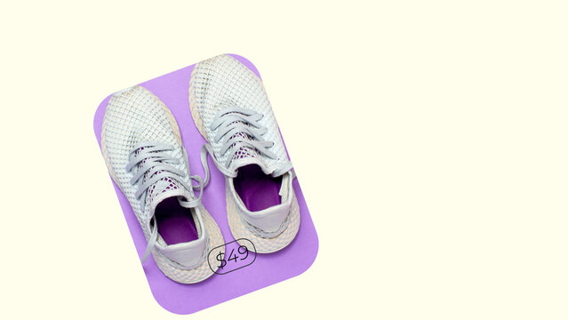 Elegant Product Promo Wide Slideshow with Vertical Carousel Reveal