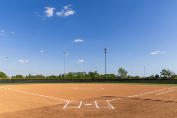 softball fastpitch field empty blank nobody background field stadium outside outdoors day © Jon Schulte