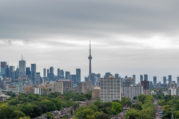 Toronto skyline CN Tower Lake Ontario dusk Canada © Robert Arango L
