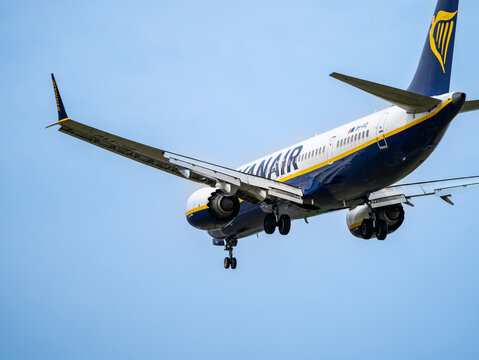 A Ryanair Boeing 737 MAX 8 is landing at BGY Bergamo Milano International Airport
