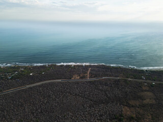 Fototapeta premium View of the coastline and landscape near the ocean in daylight