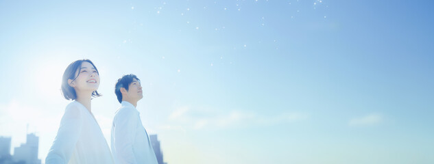 Obraz premium 採用サイトや企業広告に使いやすい前向きな若者のポートレート
