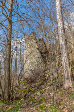 Burgruine Hochhaus bei Ederheim im Ries, Bayern