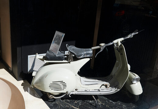 Vespa Piaggio 125cc 1953 &mdash; Classic Italian Scooter in Shop Window, Private Collection Rome
