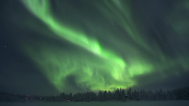 Intense Northern Lights Followed by Panning Camera at Night, Real Time