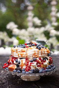 Tort bezowy Pavlova