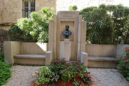 Buste de Louis Pasteur, ville de Dole, d&eacute;partement du Jura, France