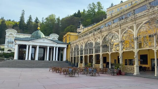 Colonnade and pump room in Marianske Lazne 