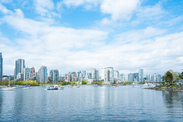 Obraz premium Yaletown Skyline from False Creek, Vancouver