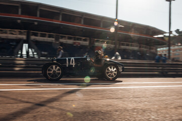 Fototapeta premium Old F1 cars at the Monaco historic gran prix