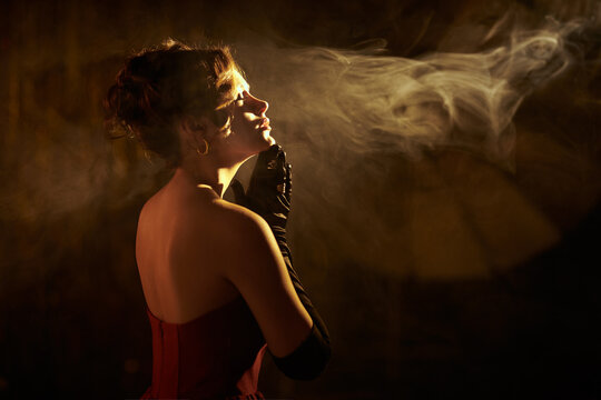 Smoking Light Glamour