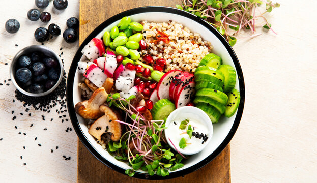 Vegan healthy poke bowls. Healthy eating.