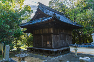 Obraz premium Wakiya Shrine and Mausoleum of Wakiya Yoshisuke in Imabari, Ehime, Japan – Historic Shinto Site