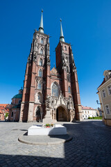 Cathedral of St. John the Baptist. Ostrow Tumski in Wroclaw, Poland © Tomasz Warszewski