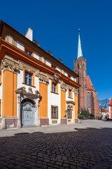 Collegiate Church of the Holy Cross. Ostrow Tumski in Wroclaw, Poland © Tomasz Warszewski