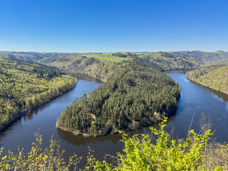 Fototapeta premium The Saale Loop is located in the Saale-Orla district in the Thuringian Forest. The starting point for the hike is Paska