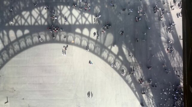 TIMELAPSE | Crowded tourists visiting the Eiffel Tower in Paris, France. Another different view of see the tower.