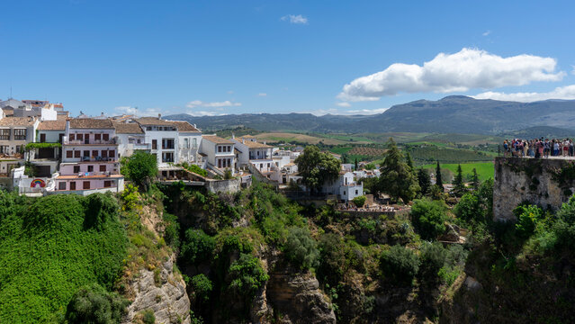 Casas colgantes en la ciudad de Ronda, Andaluc&iacute;a	